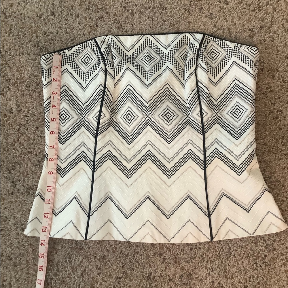 WHBM Geometric Bustier Top Size 8 Detachable Straps - Picture 8 of 11